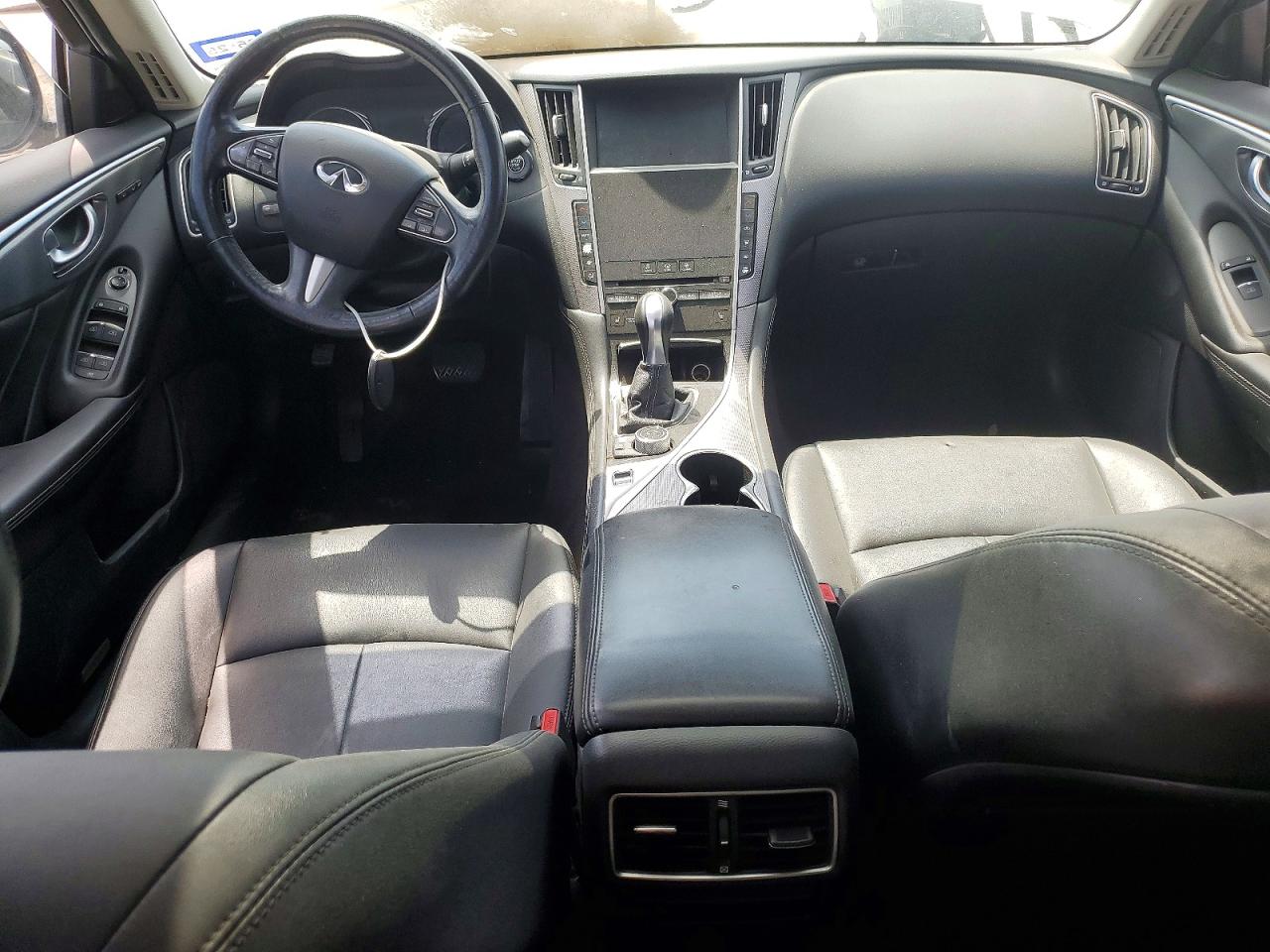 INFINITI Q50 3.0t P 3.0t Premium