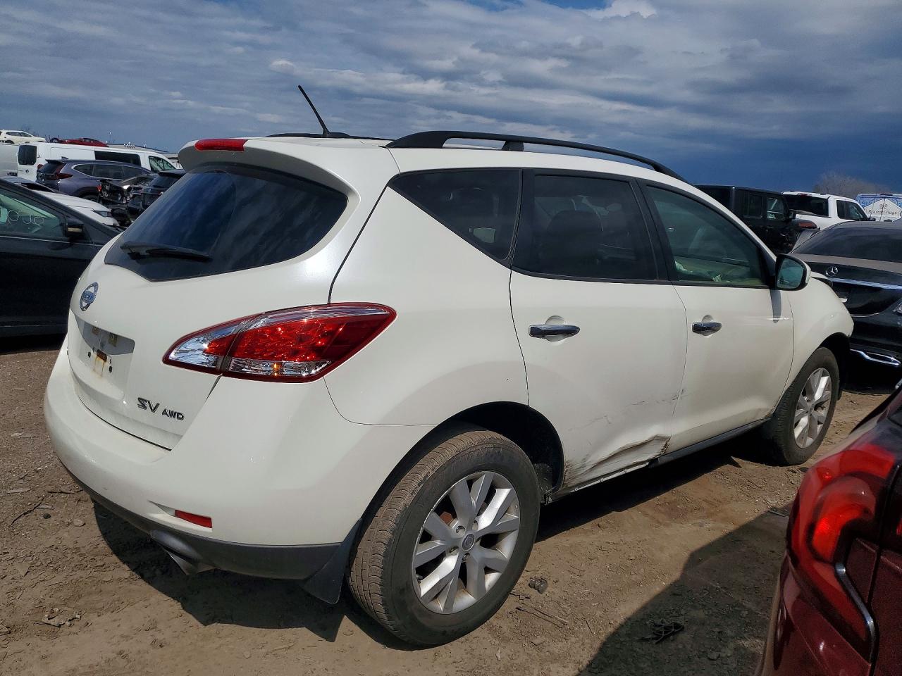 Nissan Murano S