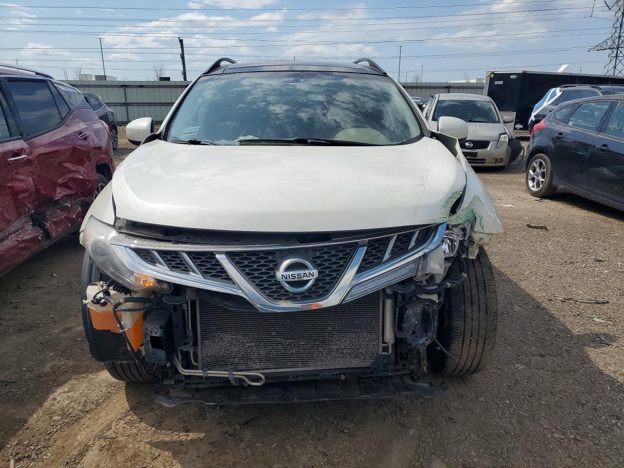 Nissan Murano S