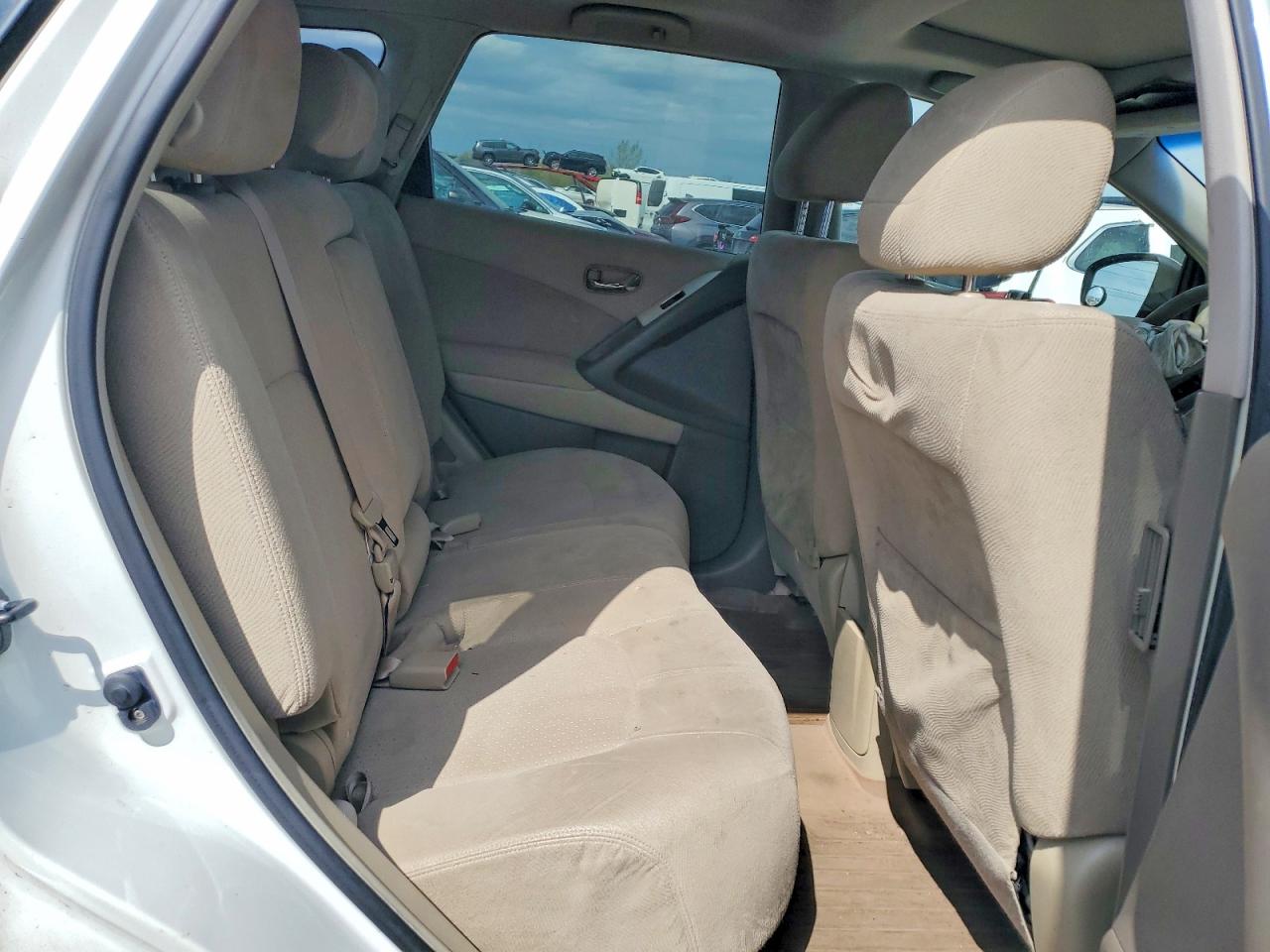 Nissan Murano S