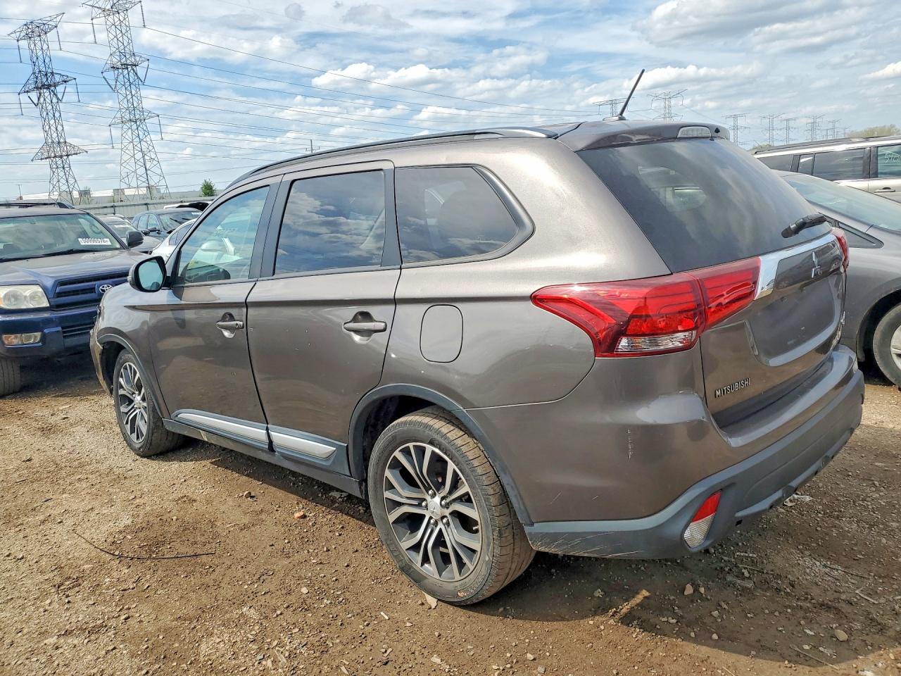 Mitsubishi Outlander Se