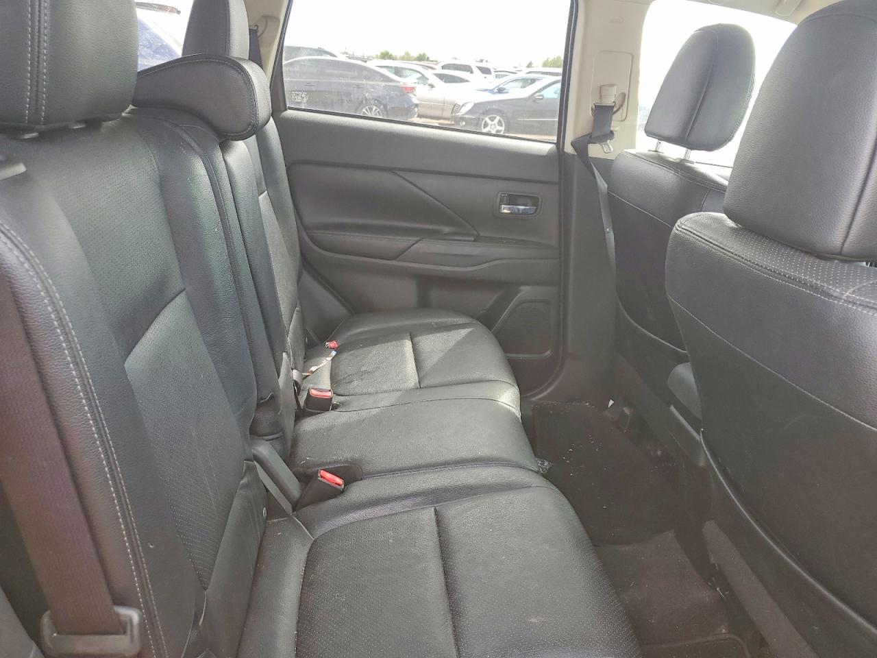 Mitsubishi Outlander Se