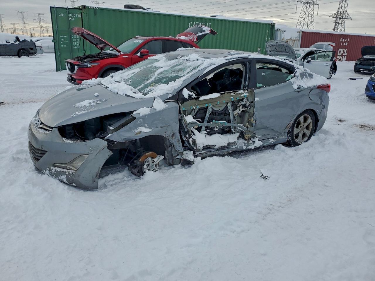 Salvage Hyundai ELANTRA Image