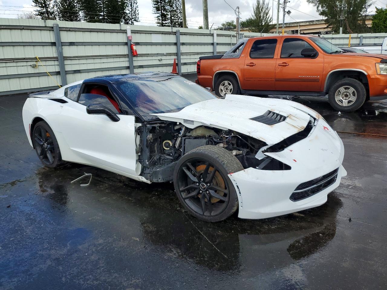 Chevrolet Corvette Stingray Z51 2lt