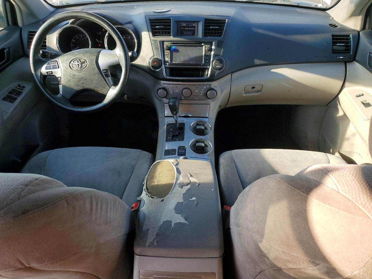 Toyota Highlander Base