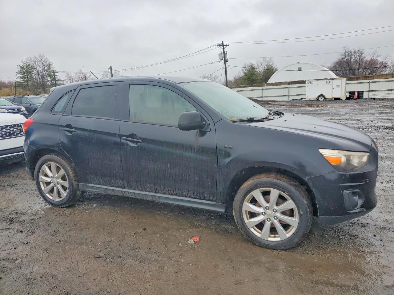 Mitsubishi Outlander Es
