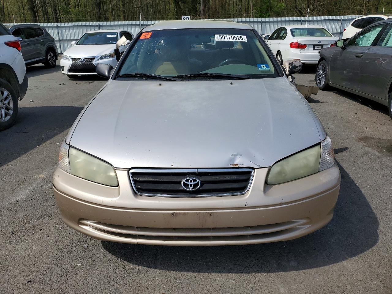 Toyota Camry Le