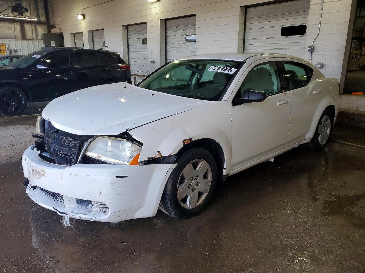 Salvage Dodge Avenger Image