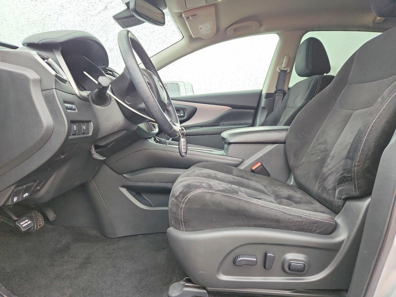 Nissan Murano Sv