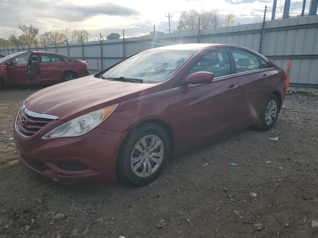 Salvage Hyundai SONATA Image