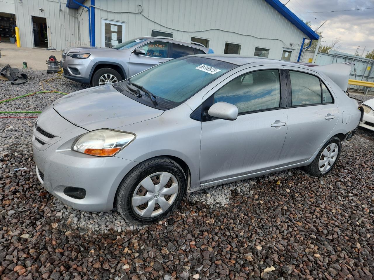 Salvage Toyota Yaris Image