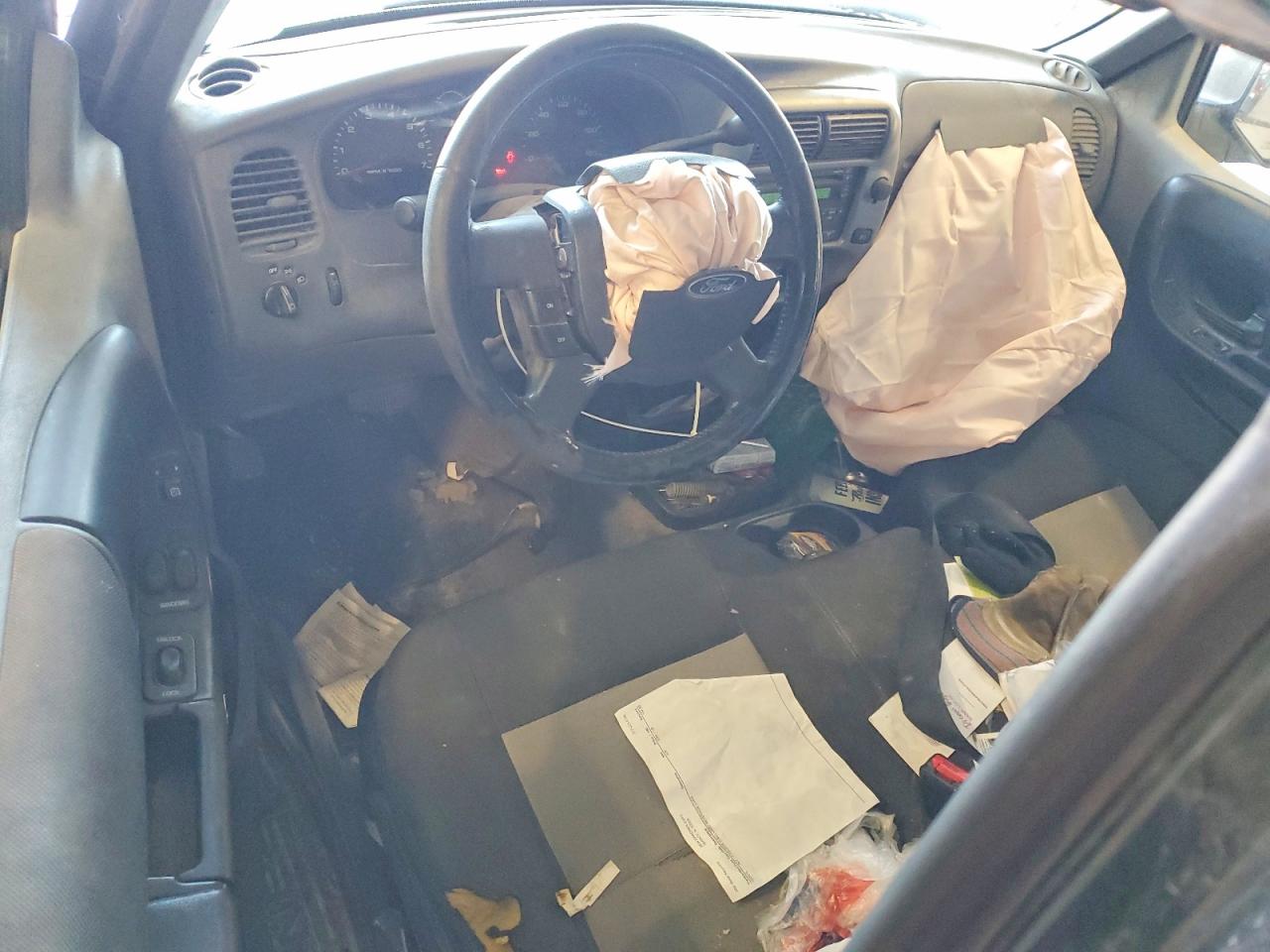 Ford Ranger Super Cab