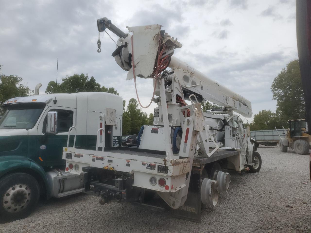 Freigliner M2 106 Medium Duty