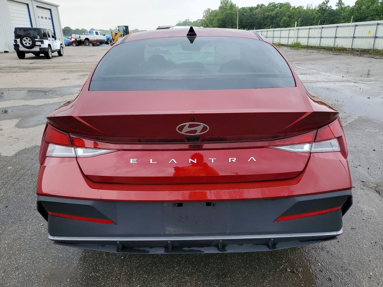 Hyundai ELANTRA Sel
