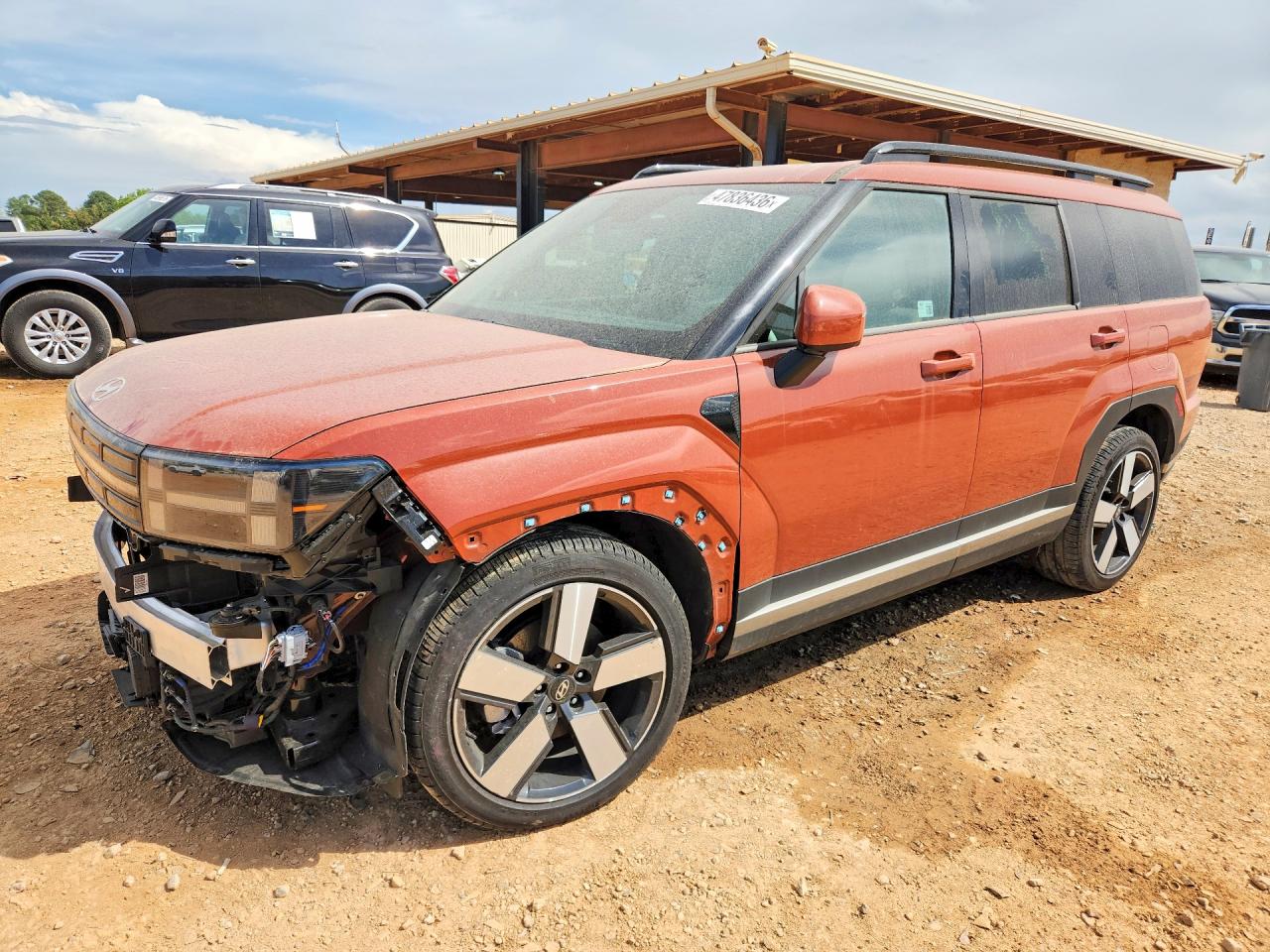 Salvage Hyundai SANTA FE Image