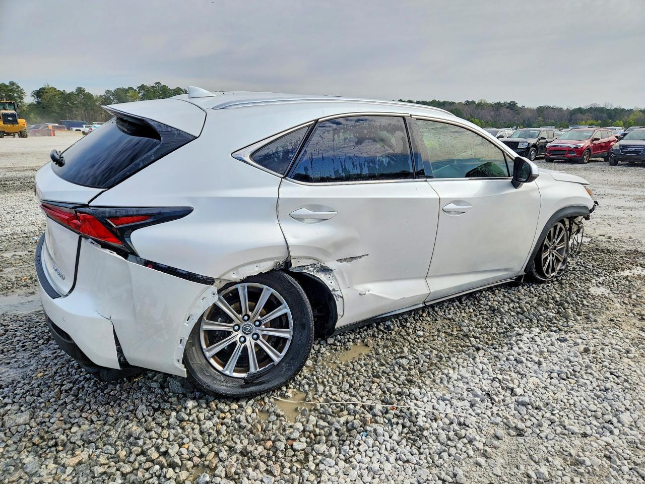 Lexus NX Base