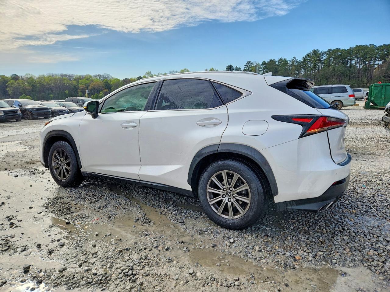 Lexus NX Base