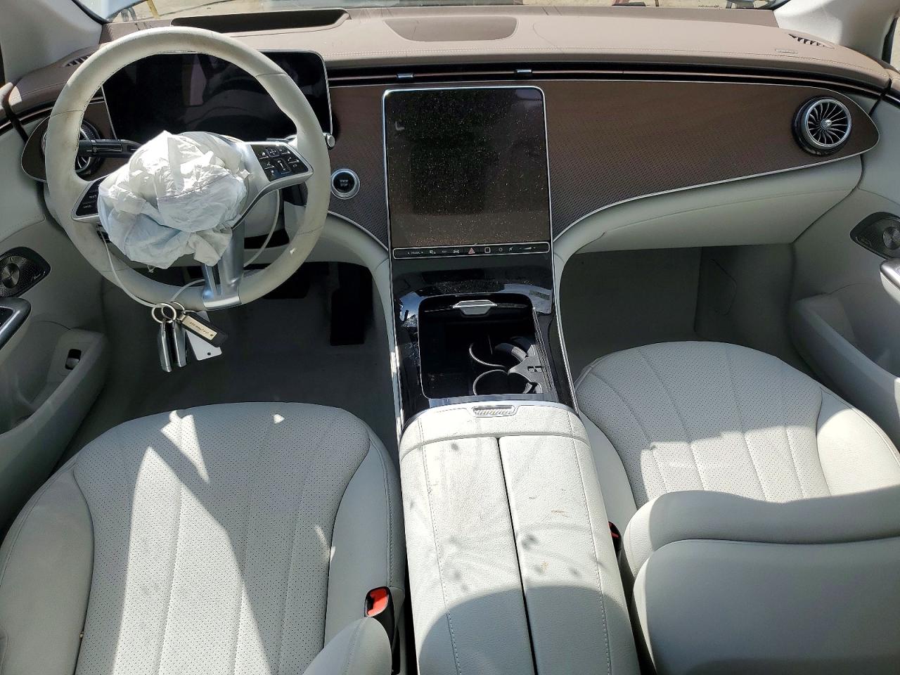 Mercedes-Benz EQE 350+