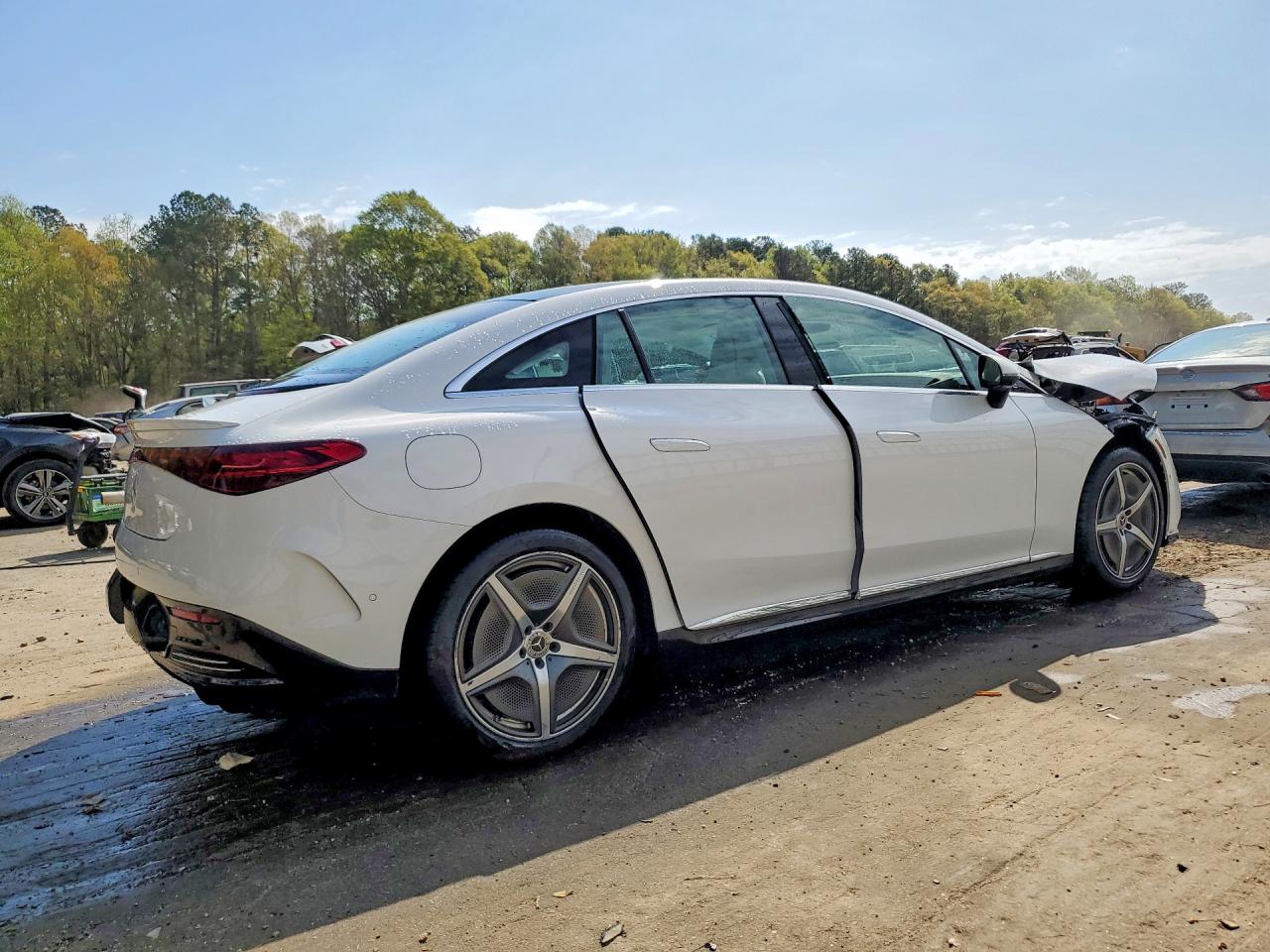 Mercedes-Benz EQE 350+