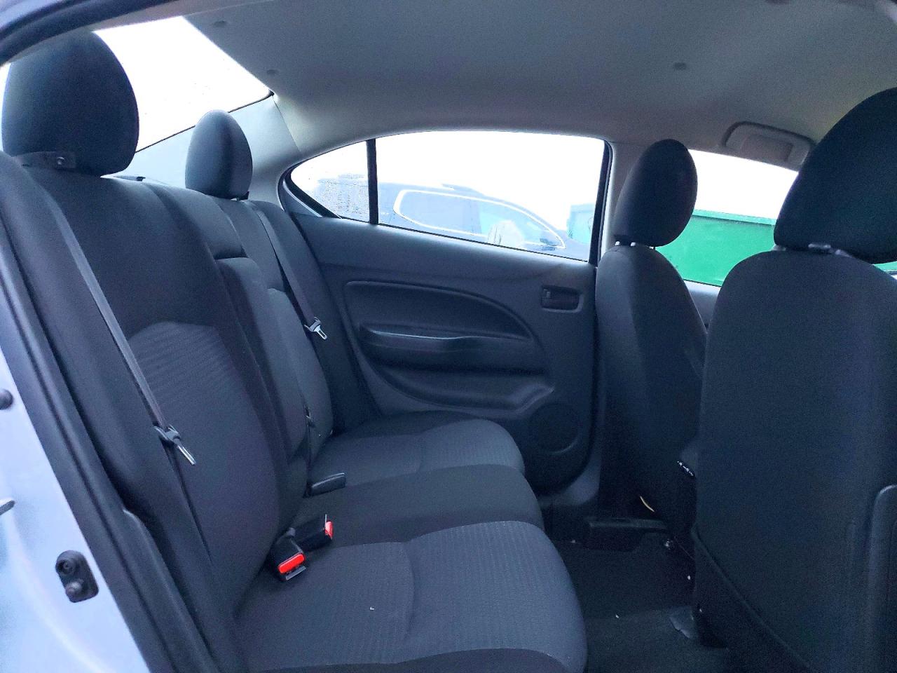 Mitsubishi Mirage G4 Es