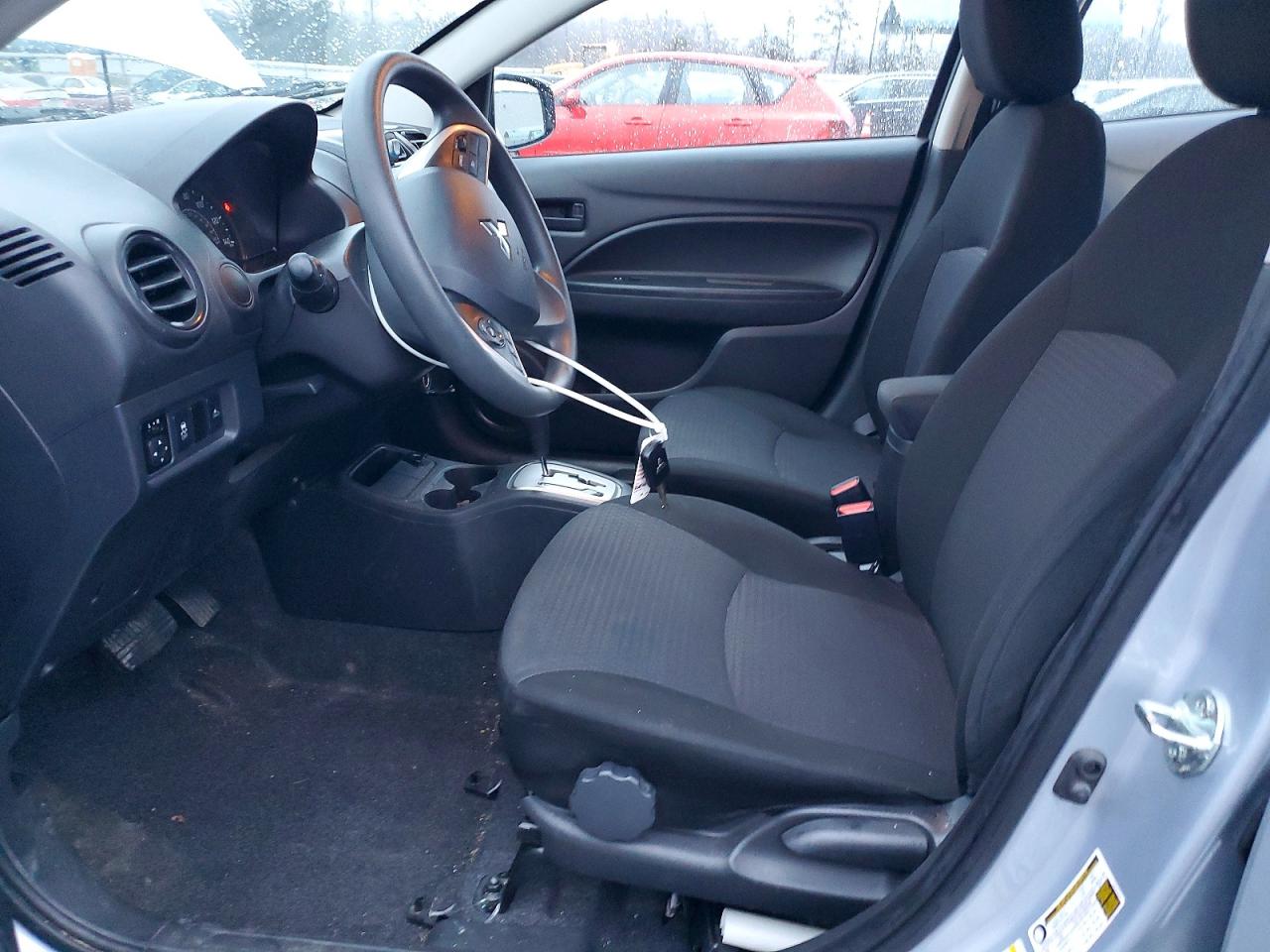 Mitsubishi Mirage G4 Es