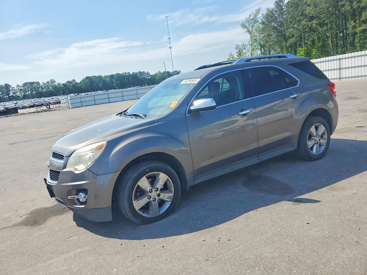 Salvage Chevrolet Equinox Image