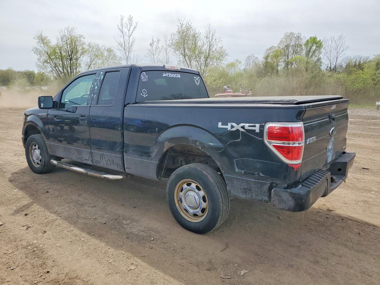 Ford F-150 Super Cab