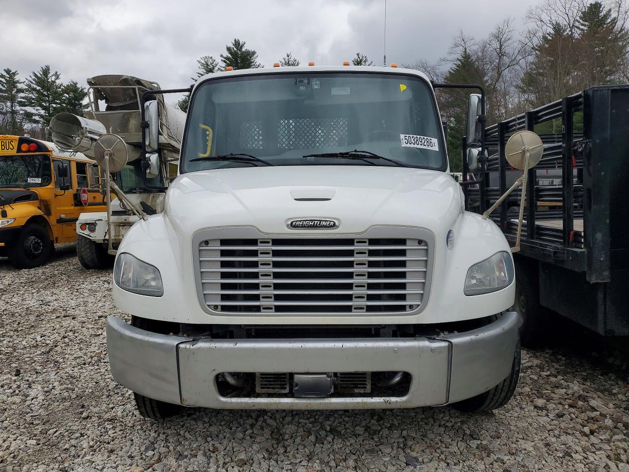 Freightliner M2