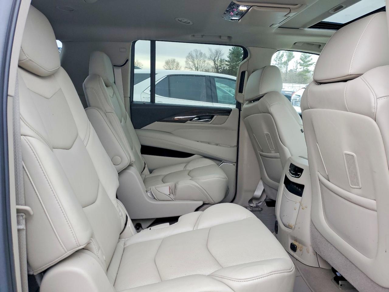 Cadillac Escalade Esv Luxury