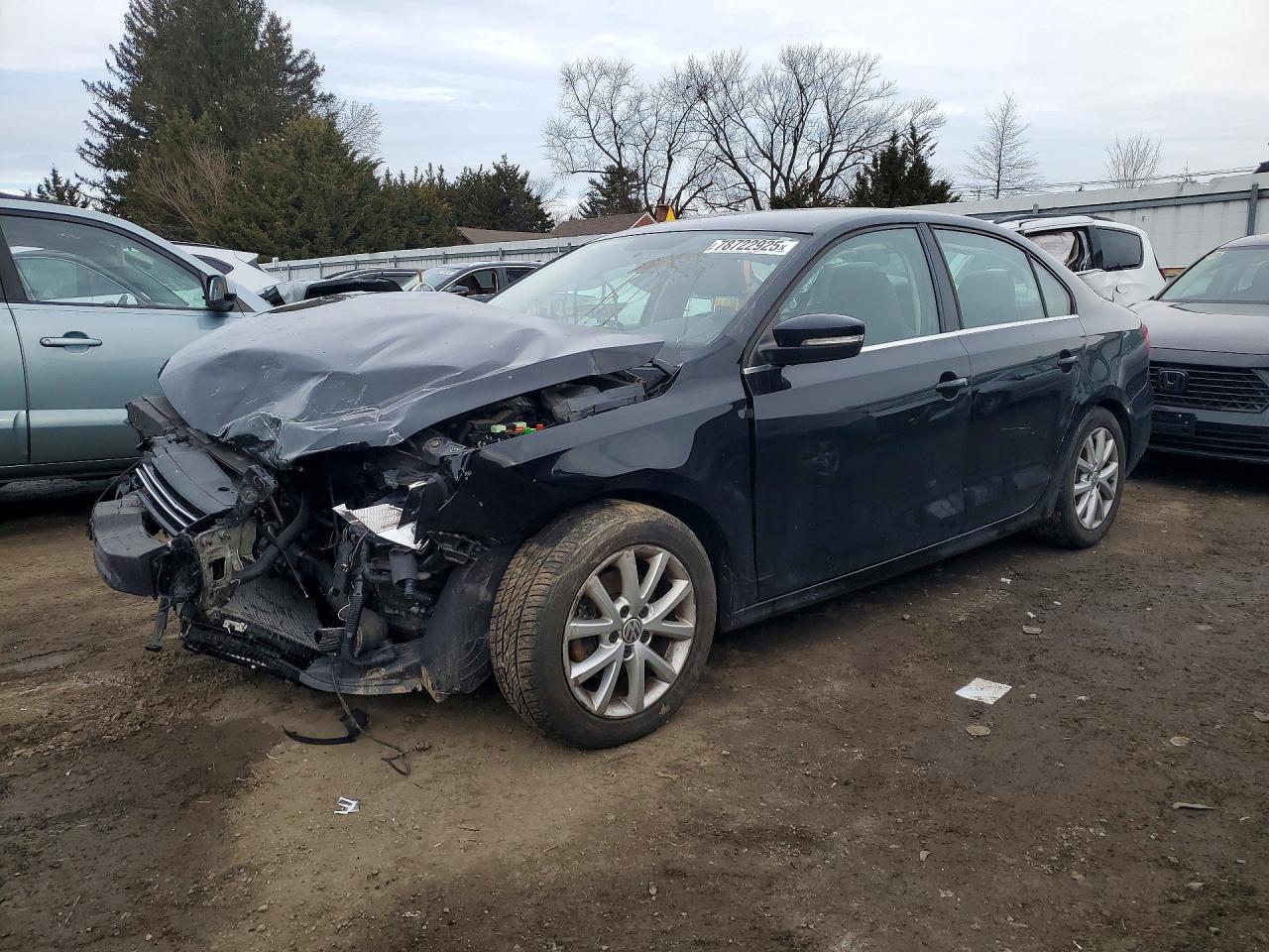 Salvage Volkswagen Jetta Image