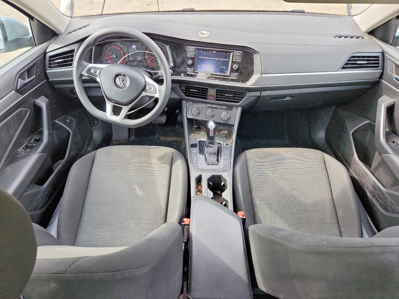 Volkswagen Jetta S