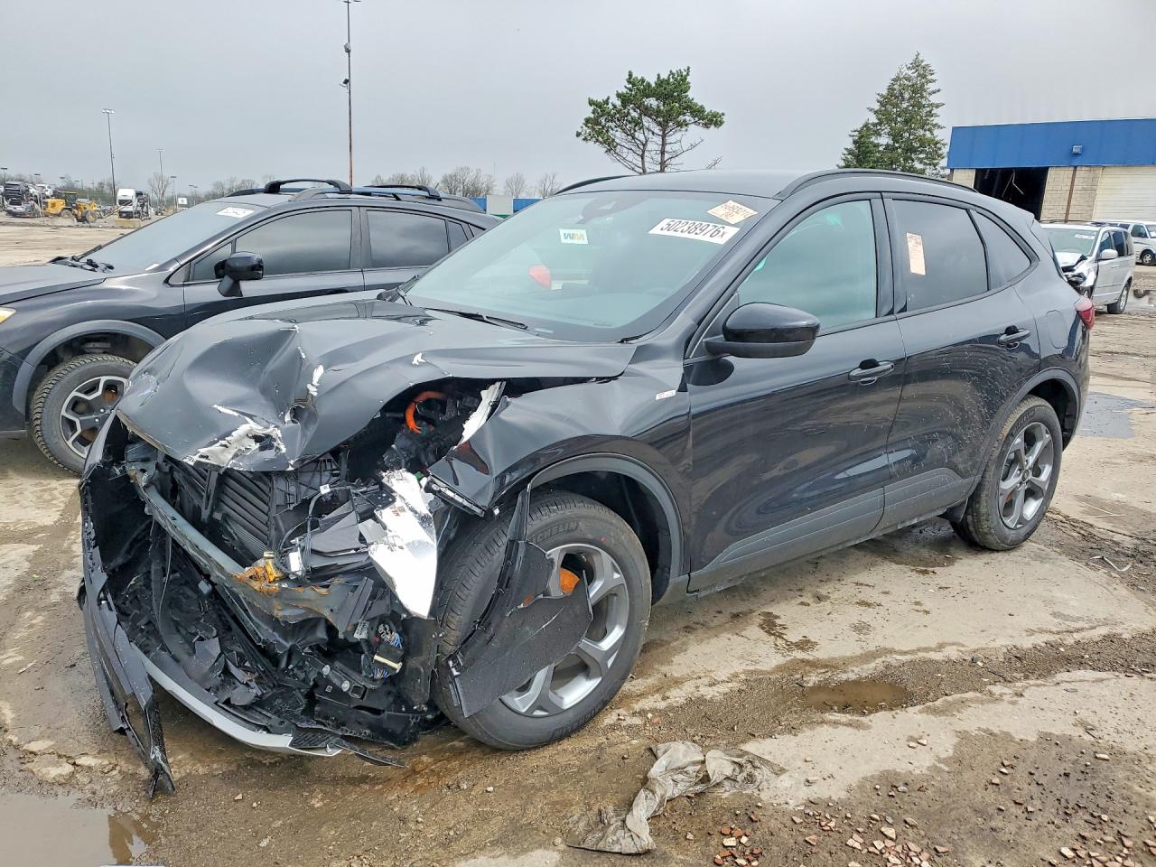 Salvage Ford Escape Image