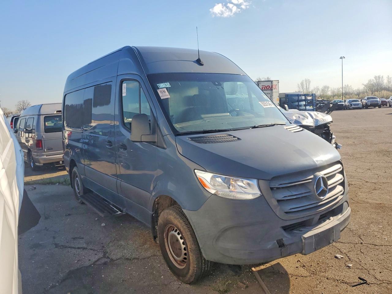 Mercedes-Benz Sprinter 2500