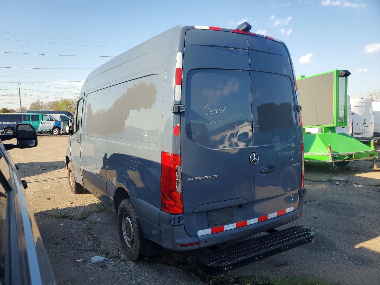 Mercedes-Benz Sprinter 2500