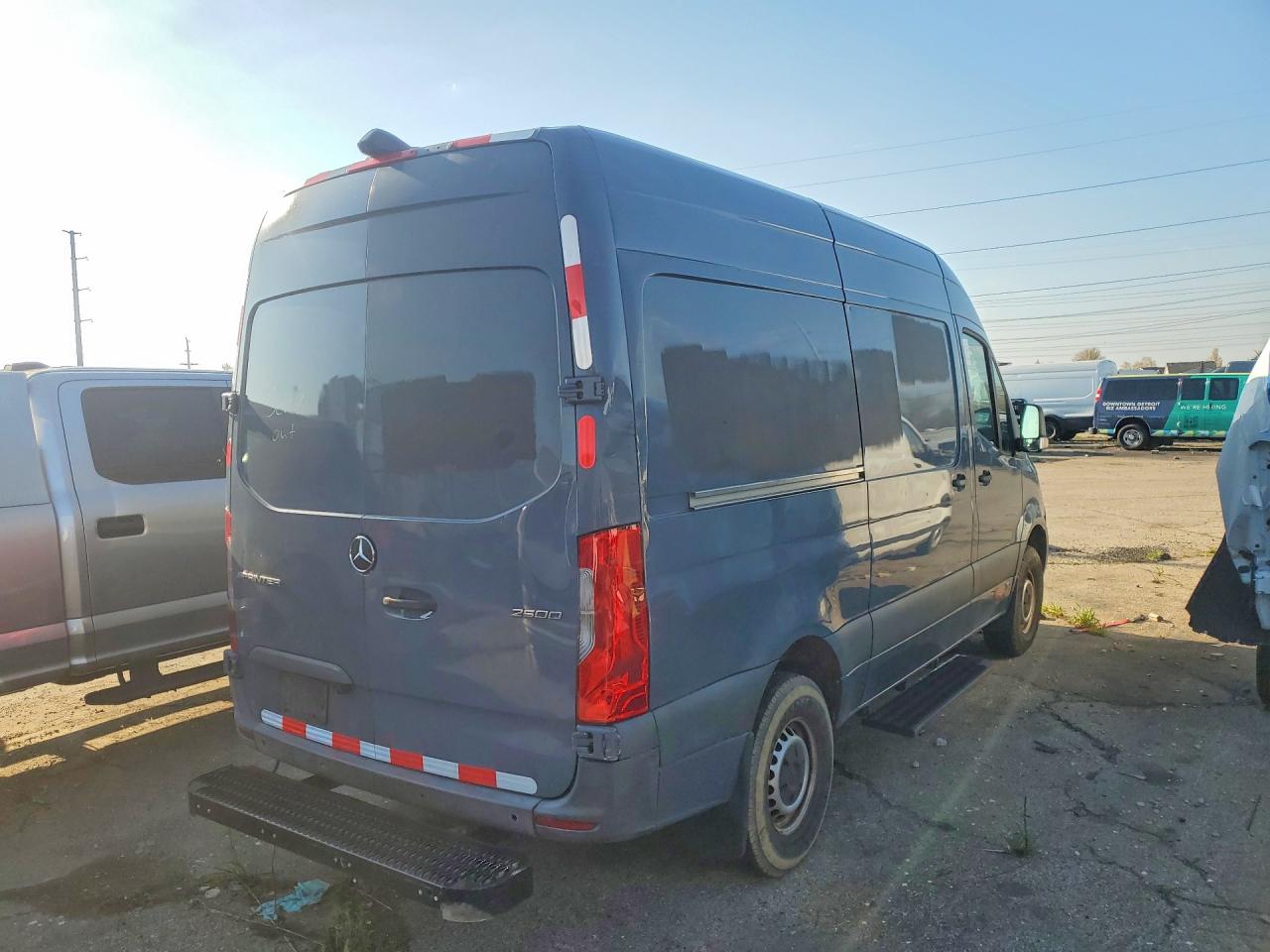 Mercedes-Benz Sprinter 2500