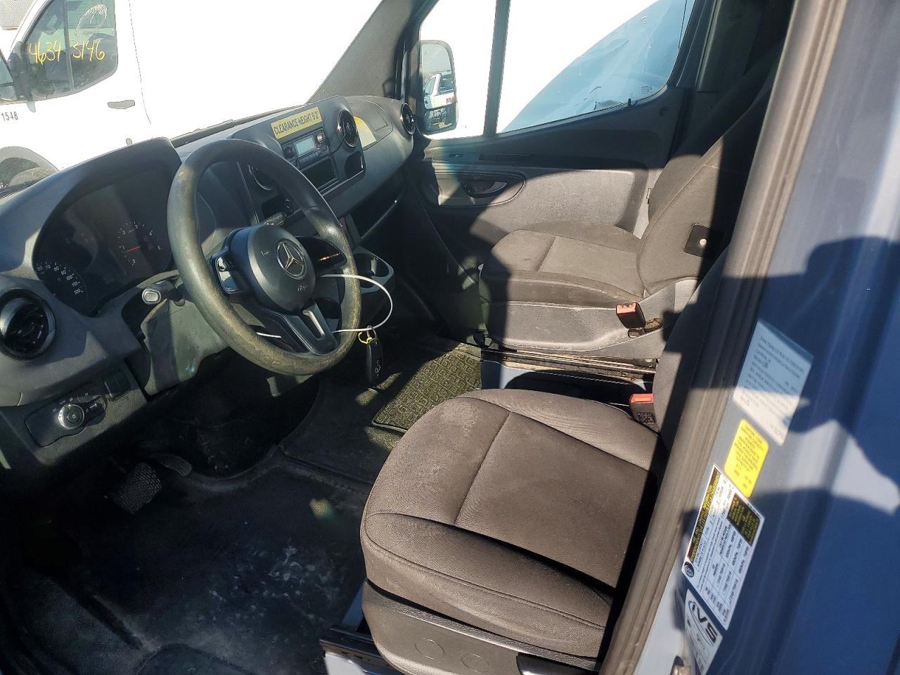 Mercedes-Benz Sprinter 2500