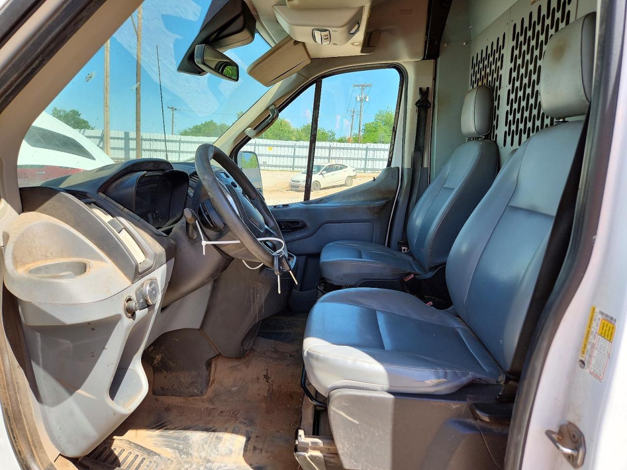 Ford Transit T-150