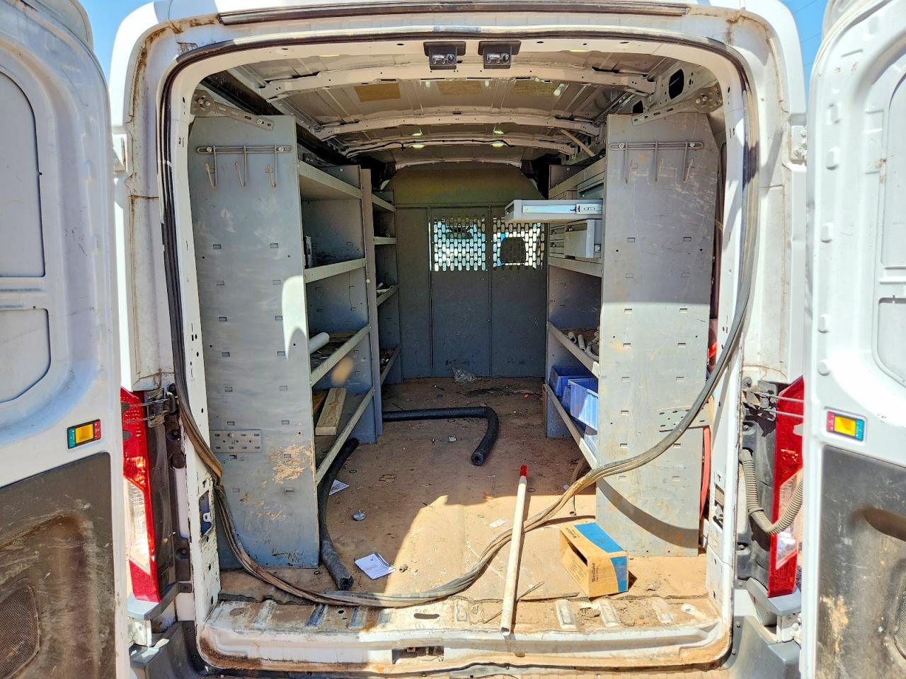 Ford Transit T-150