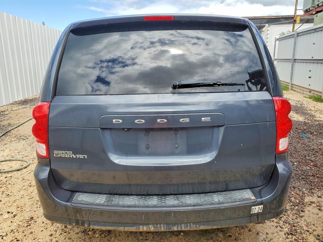 Dodge Caravan Sxt