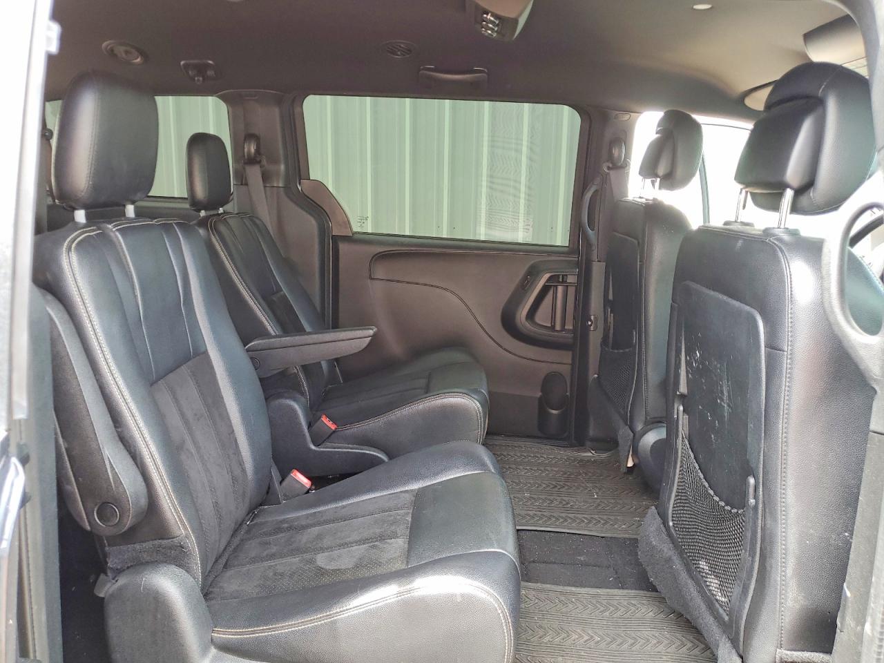 Dodge Caravan Sxt