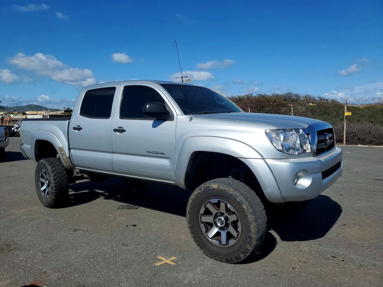 Toyota Tacoma Prerunner V6