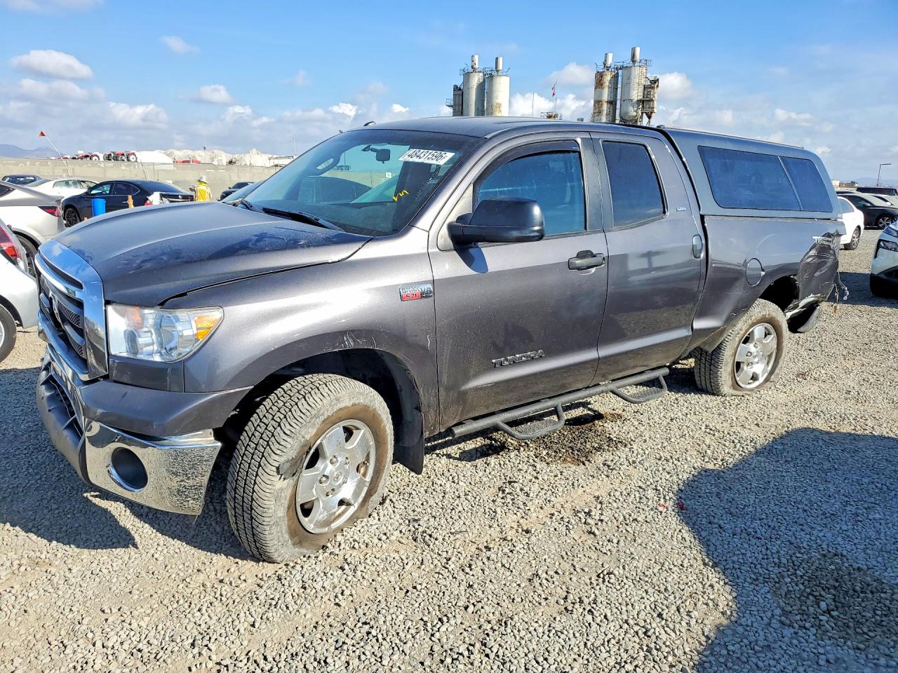 Salvage Toyota Tundra Image