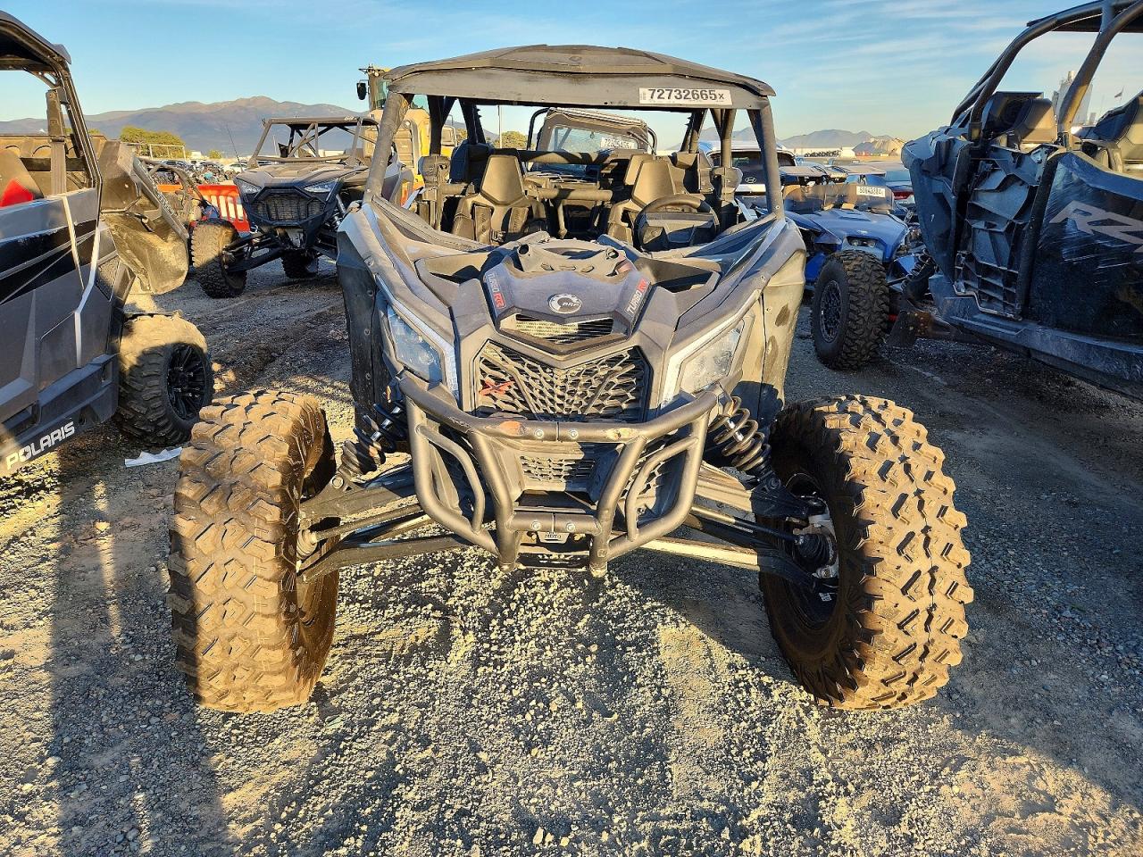 Can-Am Maverick X