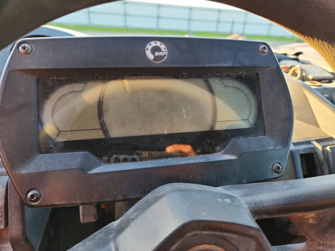 Can-Am Maverick X