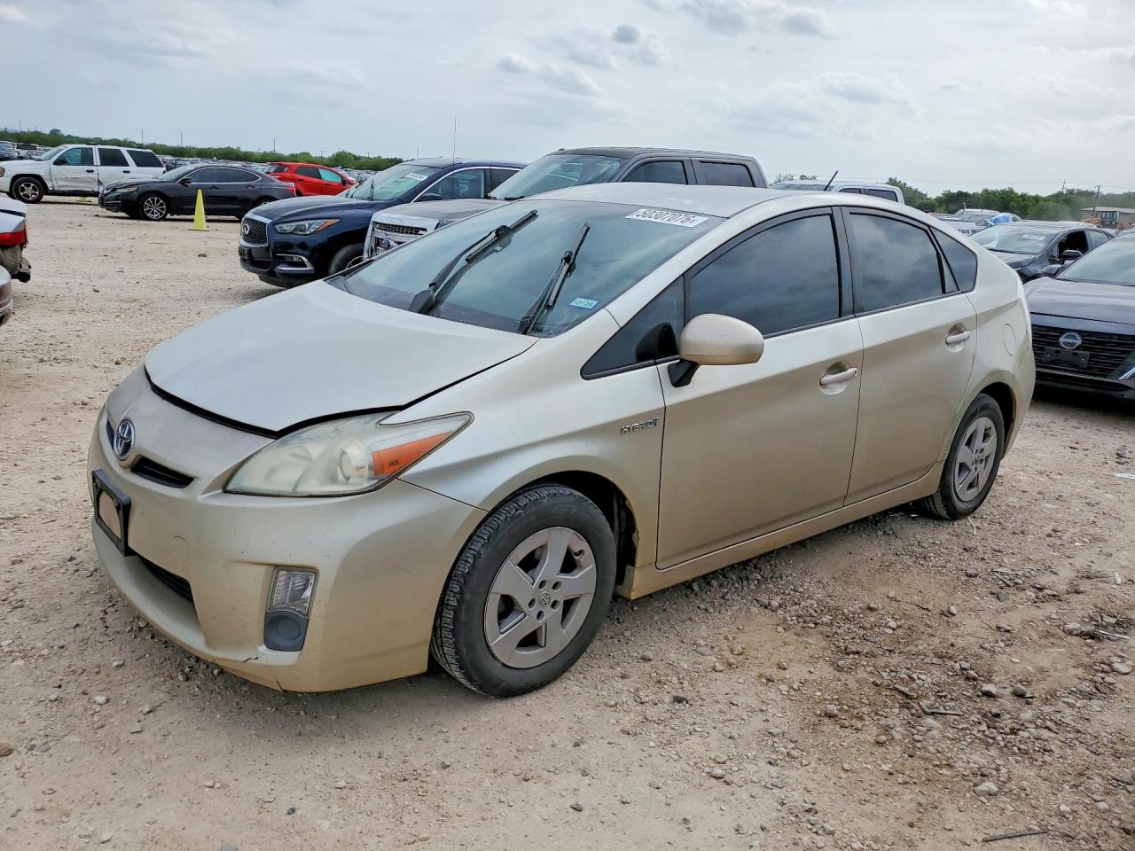 Salvage Toyota Prius Image