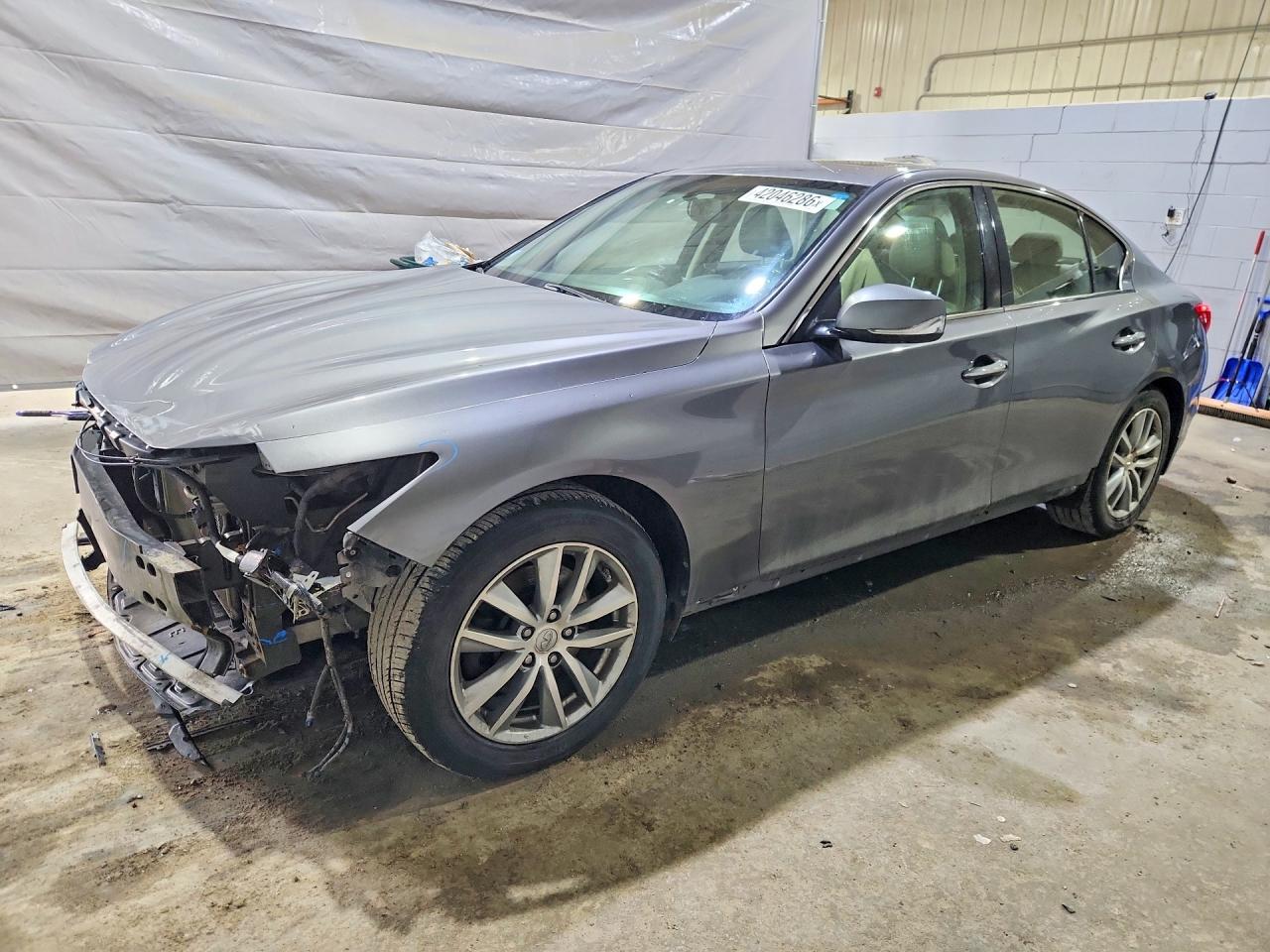 Salvage INFINITI Q50 Image