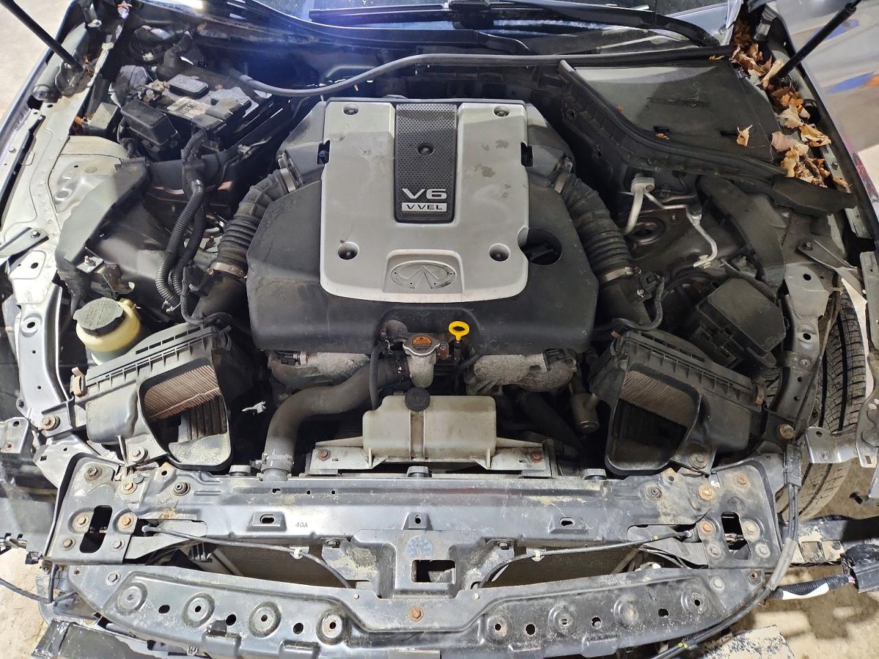 INFINITI Q50 Premium