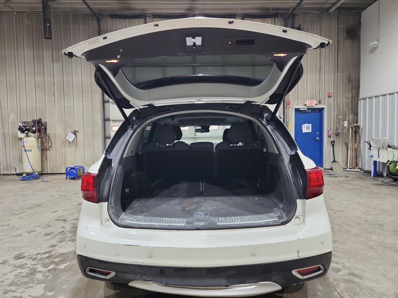 Acura MDX Technology