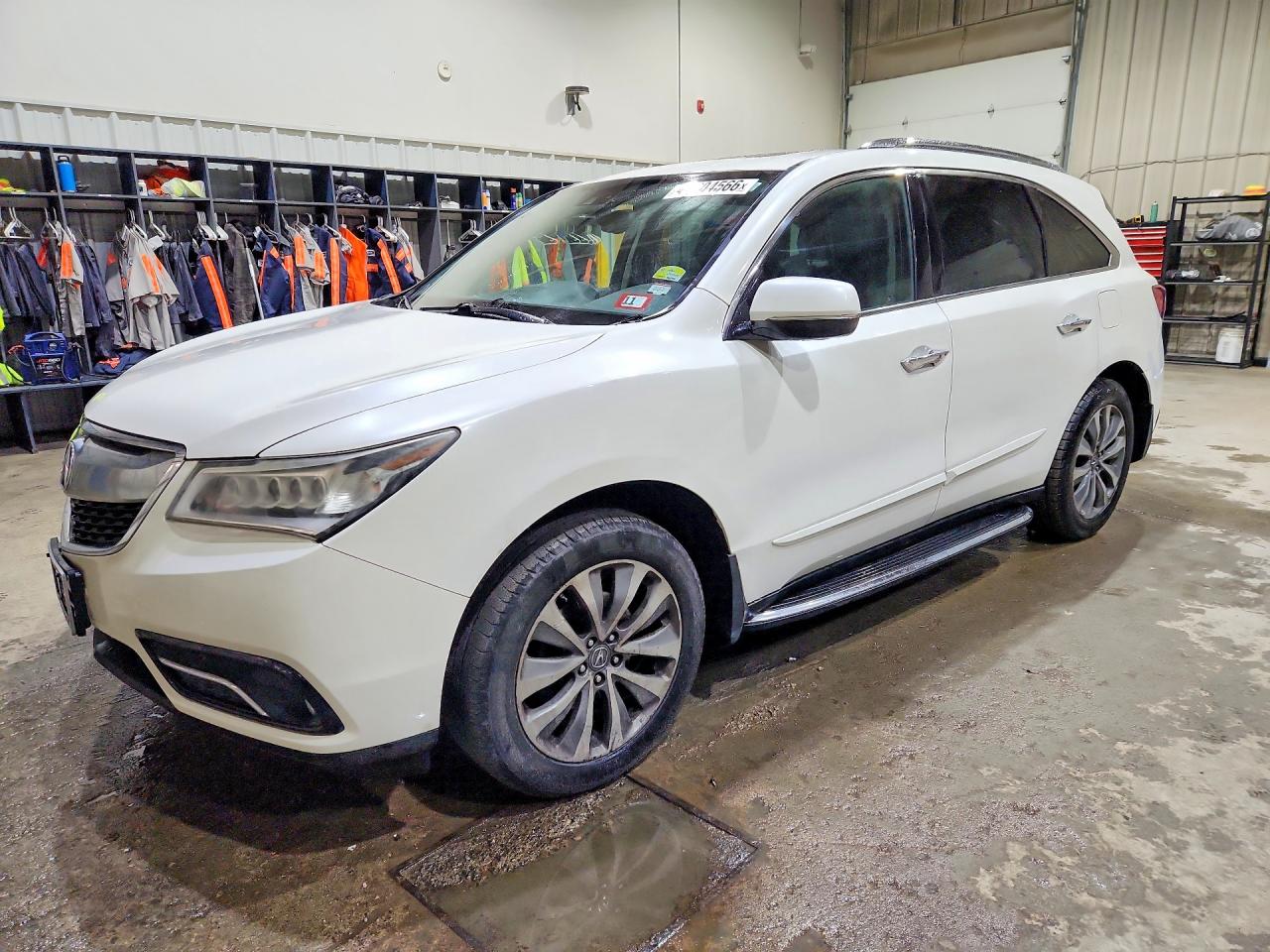 Salvage Acura MDX Image