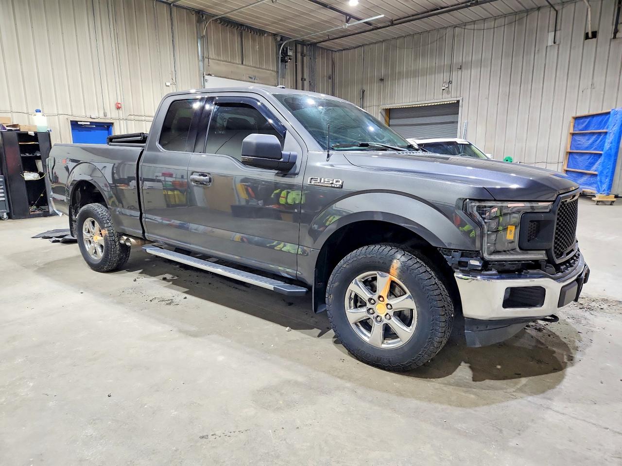 Ford F-150 Super Cab